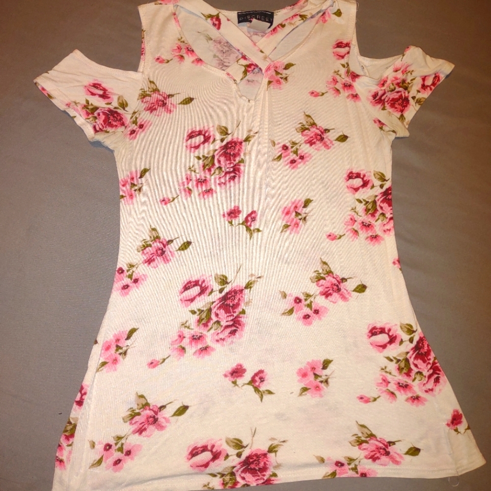 Short sleeve shirt